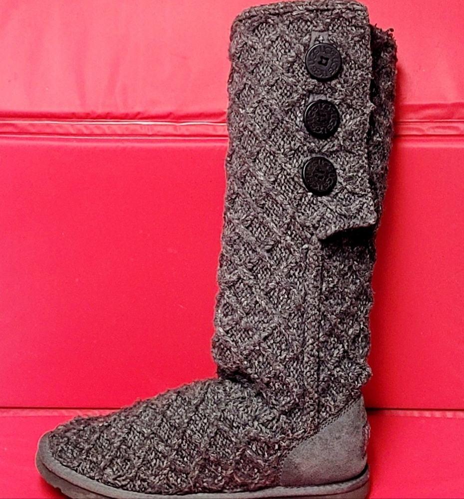 UGG Classic Lattice Cardy Knit Wool Blend Womens Charcoal Sweater Boots size 9 - Picture 2 of 12